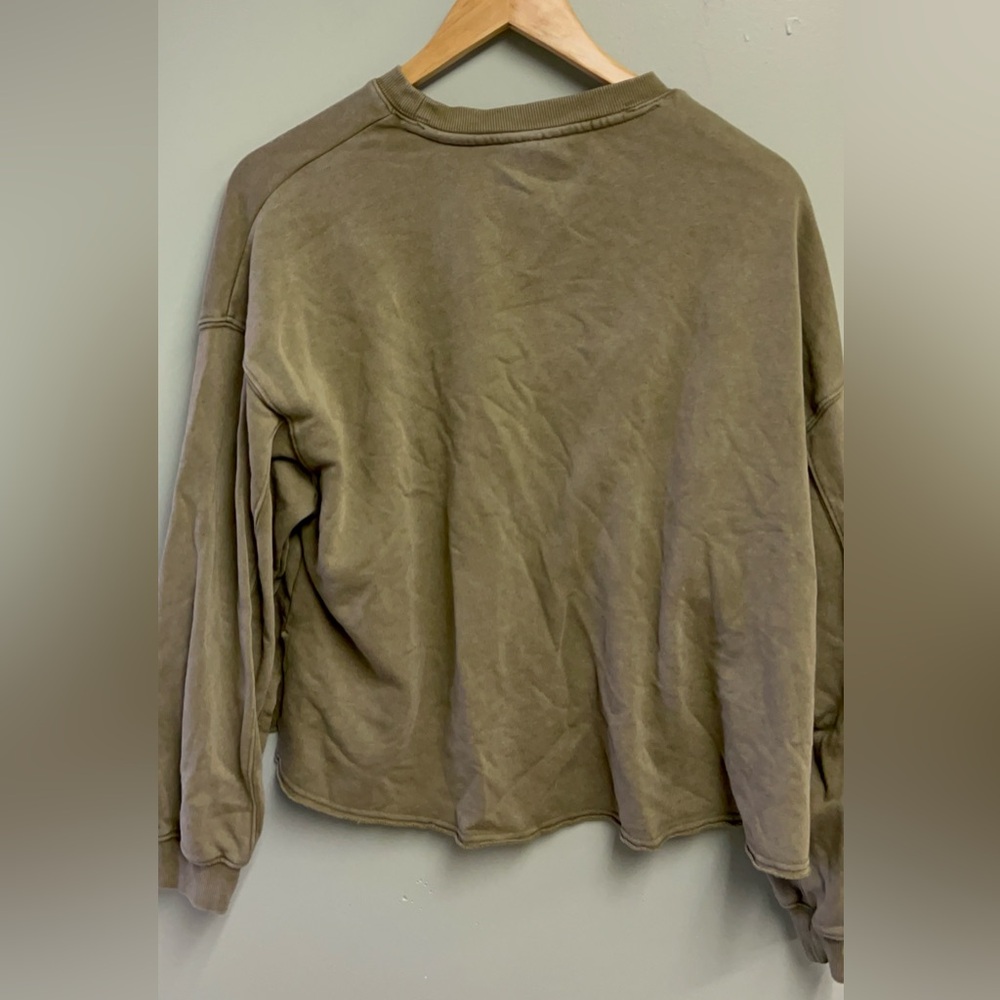 Colsie Pullover - Picture 6 of 6